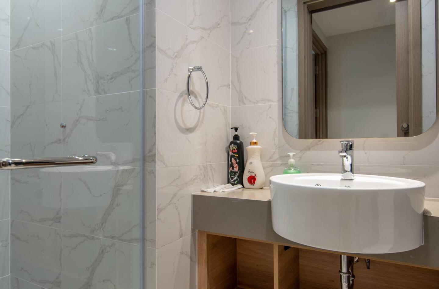 Luxury 2 Or 3Br Apartment In Dist 1 N Pool, Gym, Airport Pickup Hô Chi Minh-Ville Extérieur photo